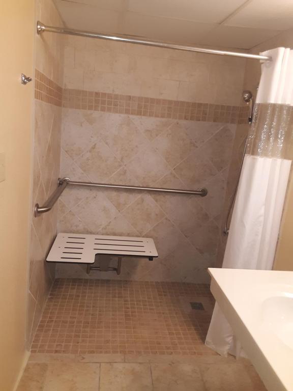 Room image 2
